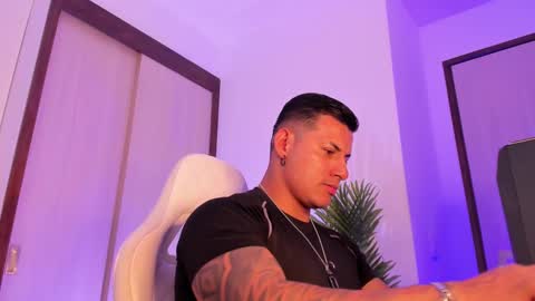 markus... Y online show from February 22, 2025, 9:48 pm