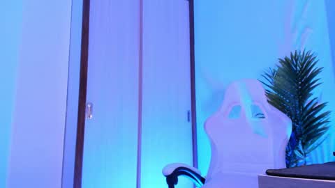 markus... Y online show from February 28, 2025, 1:37 am