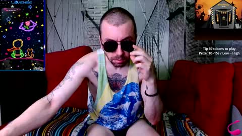 Snapshot of markus_rivas chatting on October 14, 2025, 11:05 pm markus rivas online show from October 14, 2025, 11:05 pm