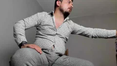 Snapshot of markwaynescr chatting on October 8, 2025, 8:39 pm MARK online show from October 8, 2025, 8:39 pm