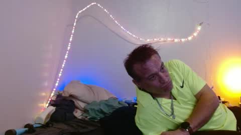 Snapshot of markymark101825061 chatting on February 7, 2025, 11:24 pm markymark101825061 online show from February 7, 2025, 11:24 pm