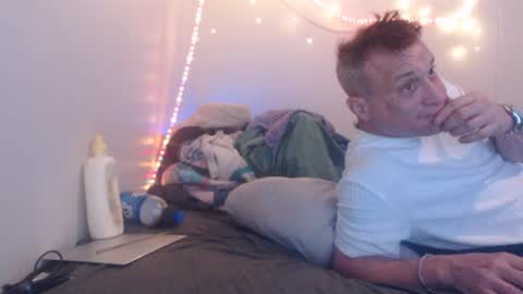 MarkyMark7169 online show from February 17, 2025, 11:31 pm