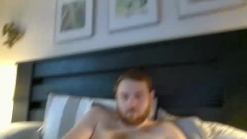 Mark online show from September 10, 2025, 11:05 pm