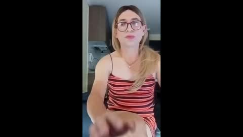 Snapshot of marla85 chatting on April 3, 2026, 6:06 pm marla85 online show from April 3, 2026, 6:06 pm