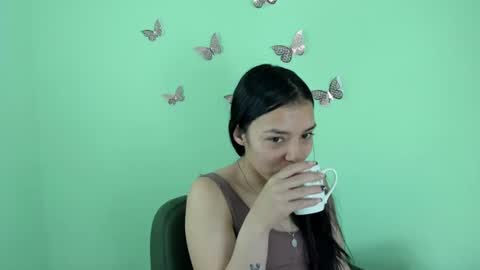 Snapshot of marlyanal chatting on June 14, 2026, 5:26 pm Marly Anal online show from June 14, 2026, 5:26 pm