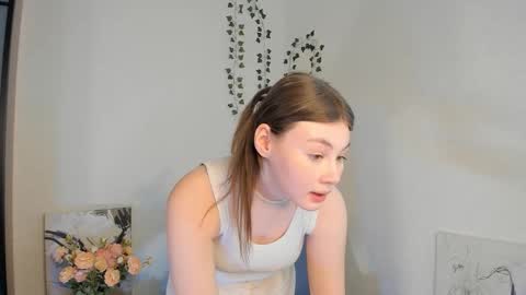 Snapshot of marniborth chatting on February 20, 2026, 5:37 am marniborth online show from February 20, 2026, 5:37 am