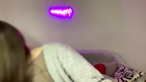 Mary online show from October 28, 2025, 5:04 pm