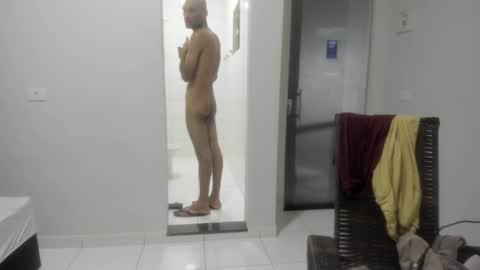 MAX online show from December 30, 2024, 10:23 pm