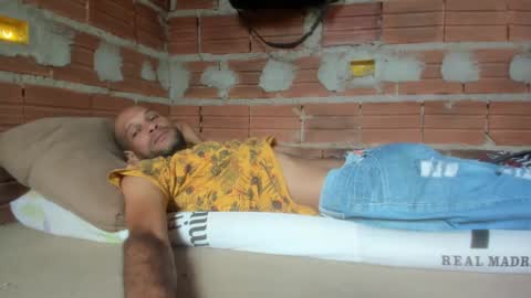 MAX online show from January 5, 2025, 12:21 pm