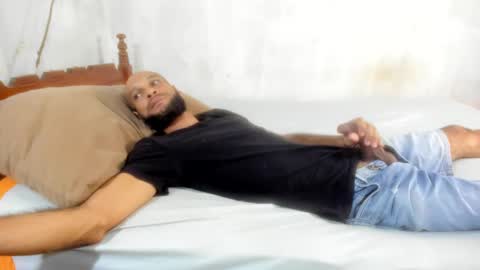 MAX online show from January 31, 2025, 2:48 am