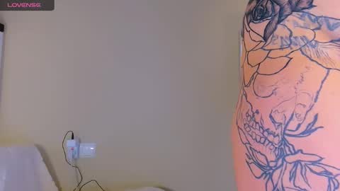 Mari online show from October 7, 2025, 5:15 am