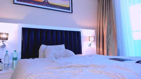 Mari online show from November 21, 2025, 6:23 am