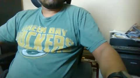 Snapshot of marriedandfrisky chatting on May 18, 2026, 1:17 pm Married Horny Guy online show from May 18, 2026, 1:17 pm