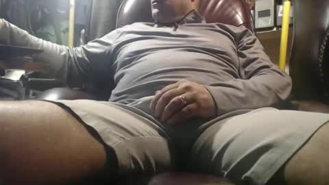 Snapshot of marrieddad19751975 chatting on April 20, 2026, 2:03 am only fans marrieddad19751975 online show from April 20, 2026, 2:03 am