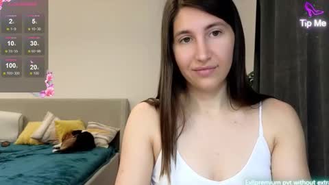 marrycolins online show from November 12, 2025, 3:29 am