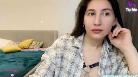 marrycolins online show from February 4, 2026, 2:50 am