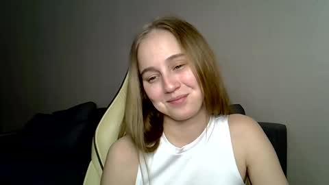 marryvi online show from February 24, 2026, 4:38 pm