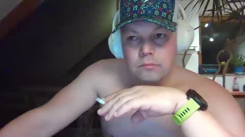 Snapshot of mars0481 chatting on December 18, 2024, 12:10 am mars0481 online show from December 18, 2024, 12:10 am