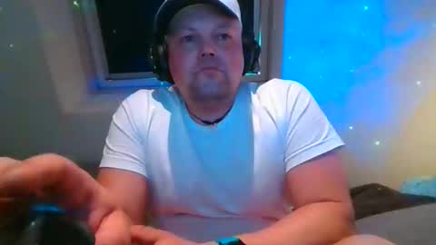 Snapshot of mars0481 chatting on October 2, 2025, 10:44 am mars0481 online show from October 2, 2025, 10:44 am