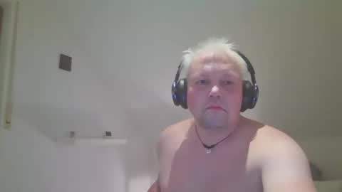 Snapshot of mars0481 chatting on November 16, 2025, 9:31 pm mars0481 online show from November 16, 2025, 9:31 pm