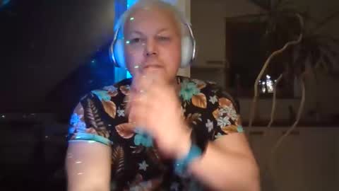 Snapshot of mars0481 chatting on November 27, 2025, 10:12 pm mars0481 online show from November 27, 2025, 10:12 pm