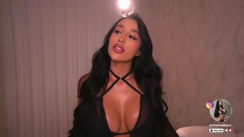     online show from March 4, 2025, 8:05 pm