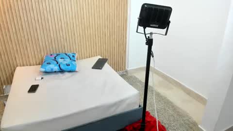 MARSHALL online show from September 30, 2025, 3:17 pm