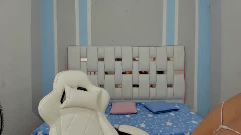 Snapshot of marsmith1 chatting on November 4, 2025, 4:44 am Mar Smith online show from November 4, 2025, 4:44 am