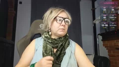 marta_wils online show from October 21, 2025, 2:23 am