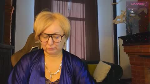 marta_wils online show from October 24, 2025, 3:47 am