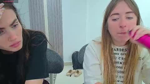 marthabarens online show from May 10, 2026, 1:38 pm