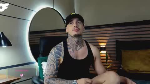 Snapshot of martin_colby05 chatting on February 23, 2026, 1:25 am ONLYFANS Sotoandres modelo independiente online show from February 23, 2026, 1:25 am