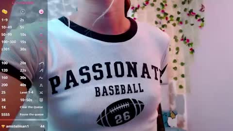 Martina online show from December 6, 2024, 9:46 pm