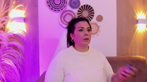   MARTINA   online show from November 29, 2025, 12:08 pm