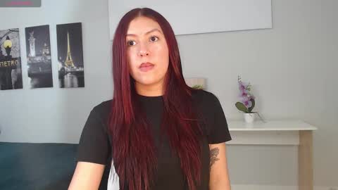 Martina online show from September 19, 2025, 7:36 pm
