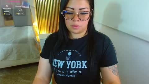 Snapshot of martina_tay chatting on April 10, 2026, 3:12 am Hey im martina online show from April 10, 2026, 3:12 am