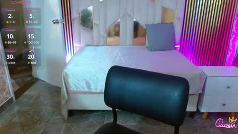 Snapshot of martina_tay chatting on May 3, 2026, 3:12 am Hey im martina online show from May 3, 2026, 3:12 am