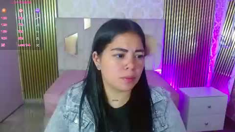 Snapshot of martina_tay chatting on June 21, 2026, 3:20 am Hey im martina online show from June 21, 2026, 3:20 am