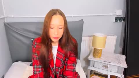 MartinaBody online show from December 4, 2025, 3:21 pm