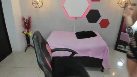 Martina online show from January 15, 2025, 7:37 am