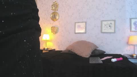 Martina Caicedo online show from June 10, 2026, 10:36 am