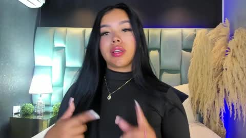 Martina Garcia online show from April 16, 2026, 10:12 pm