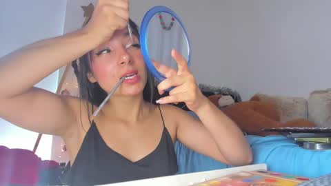 ...  ... online show from December 18, 2024, 10:13 pm