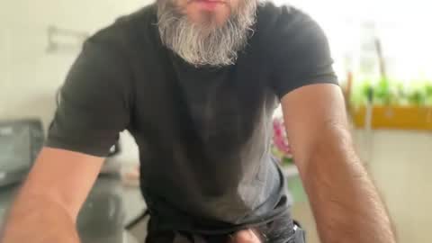 Snapshot of martincito22xl chatting on February 12, 2025, 5:58 pm Martincito online show from February 12, 2025, 5:58 pm