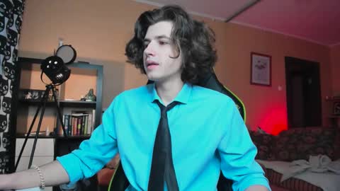 Snapshot of martinlutar420 chatting on November 2, 2025, 7:00 am Daddy Marty online show from November 2, 2025, 7:00 am