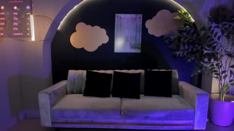 Martinna Bonnet online show from December 2, 2024, 1:46 pm