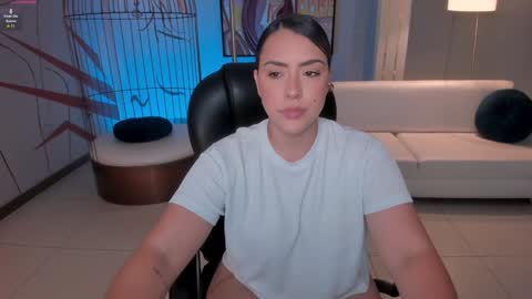 Martinna Bonnet online show from January 11, 2025, 1:22 pm