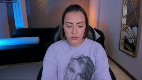 Martinna Bonnet online show from January 13, 2025, 1:39 pm