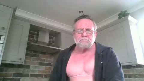 Snapshot of martinrgbxxxx chatting on February 15, 2025, 2:11 pm martinrgbxxxx online show from February 15, 2025, 2:11 pm