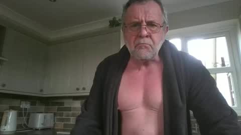 Snapshot of martinrgbxxxx chatting on February 21, 2026, 10:05 am martinrgbxxxx online show from February 21, 2026, 10:05 am